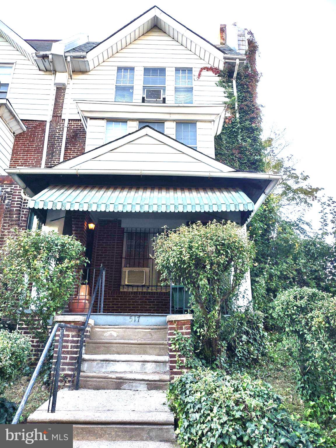 517 E CHELTEN AVENUE
