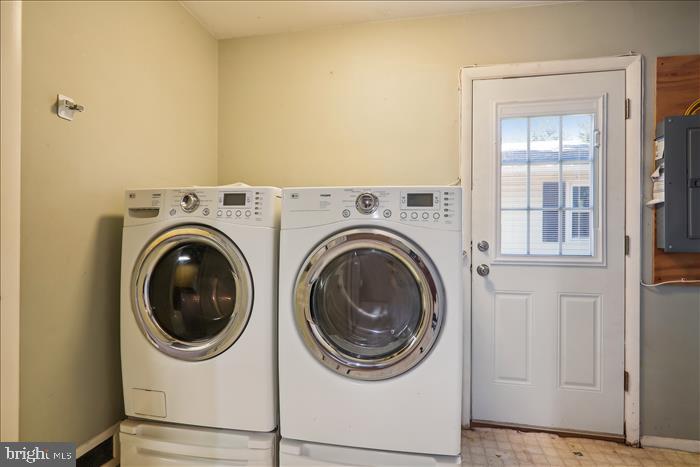 KENILWORTH AT BELAIR - Residential