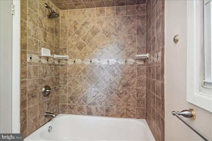 KENILWORTH AT BELAIR - Residential