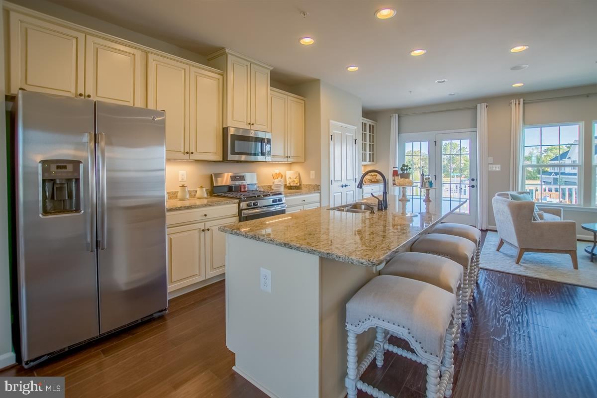 PARKSIDE - Residential