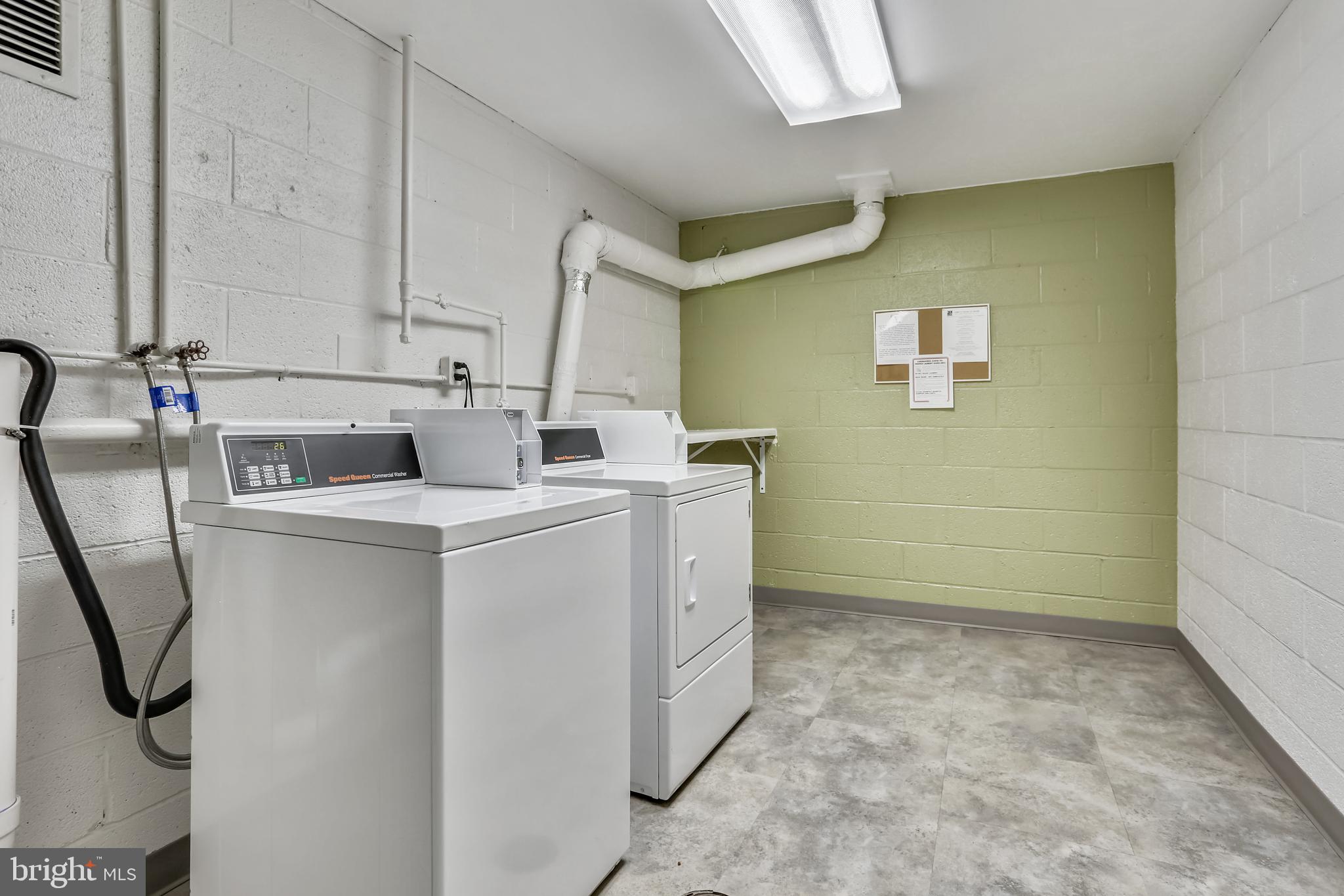 RIVERIA OF CHEVY CHASE - Residential Lease