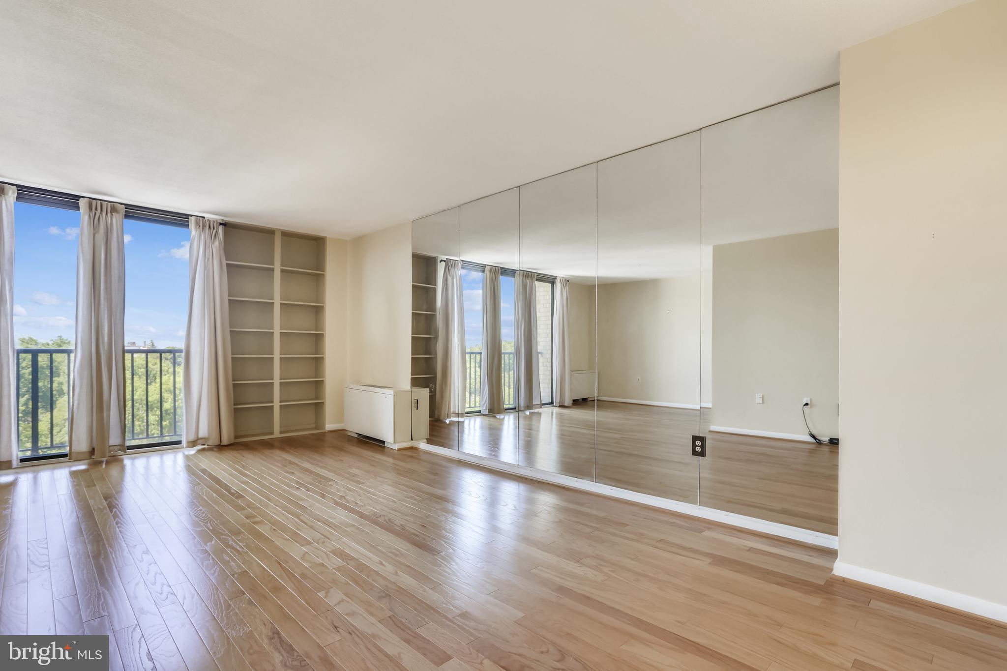 RIVERIA OF CHEVY CHASE - Residential Lease