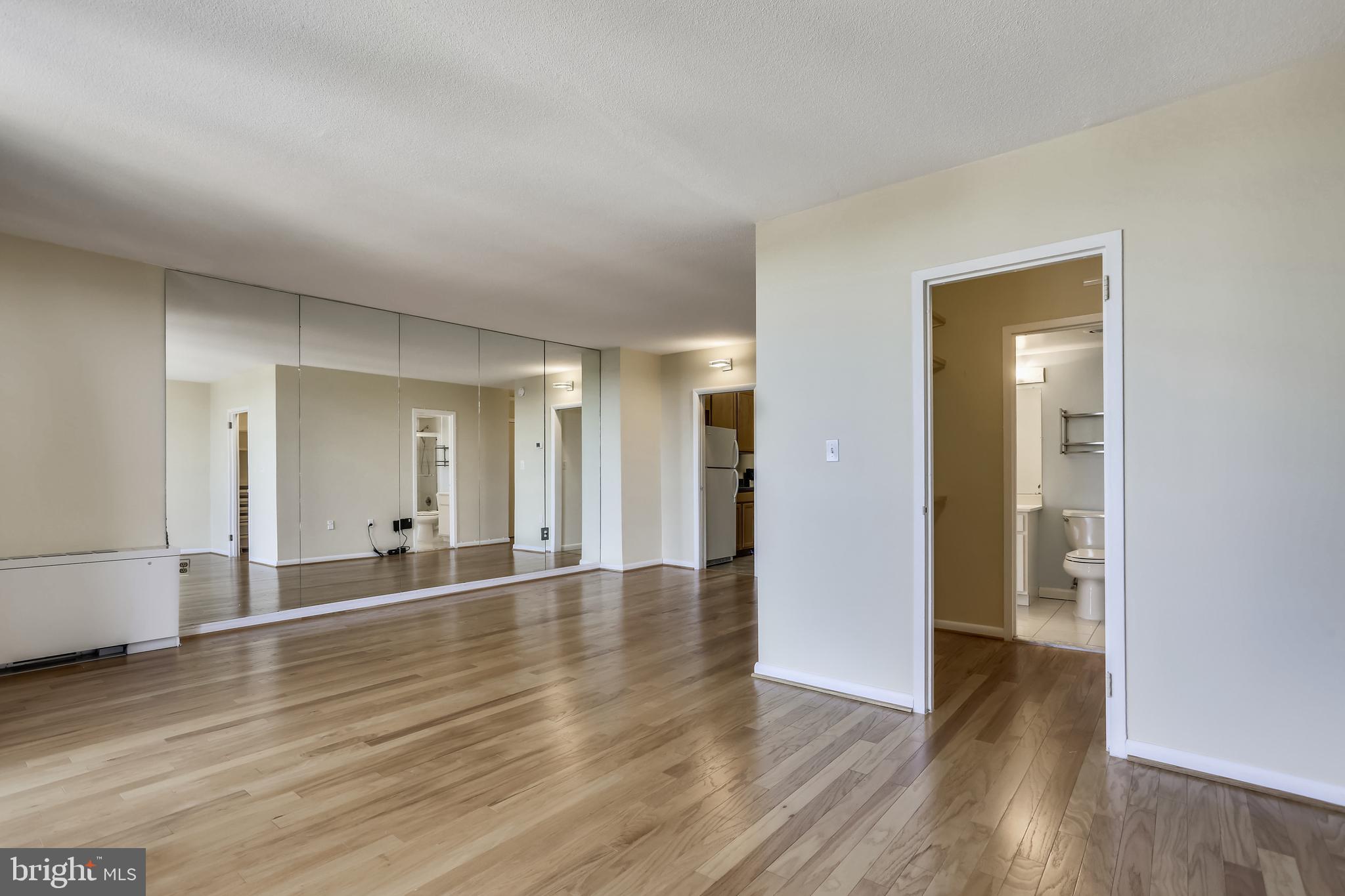 RIVERIA OF CHEVY CHASE - Residential Lease