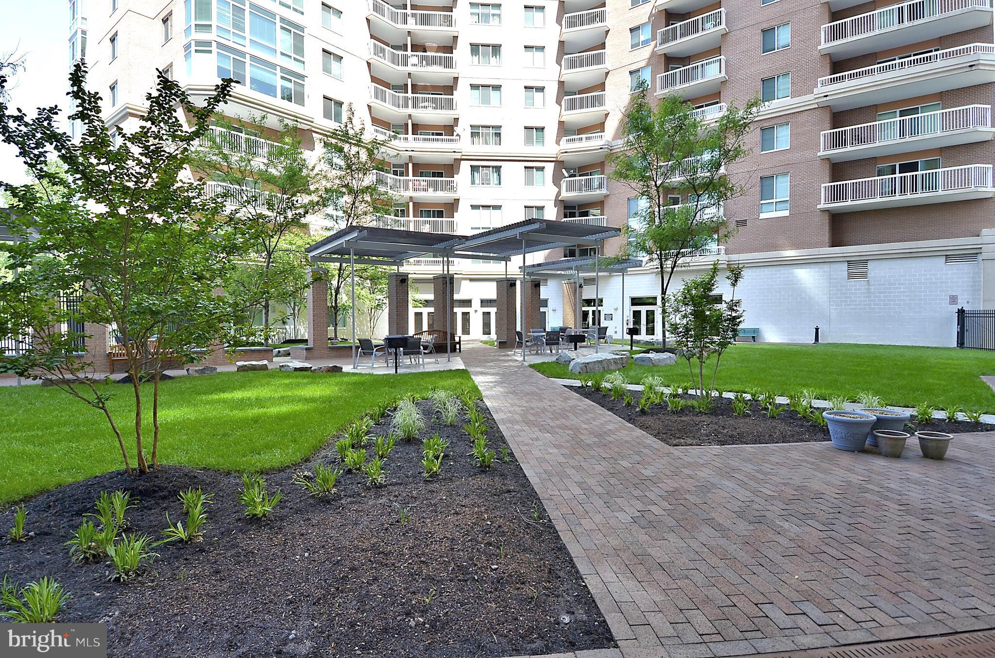 NORTHAMPTON PLACE - Residential