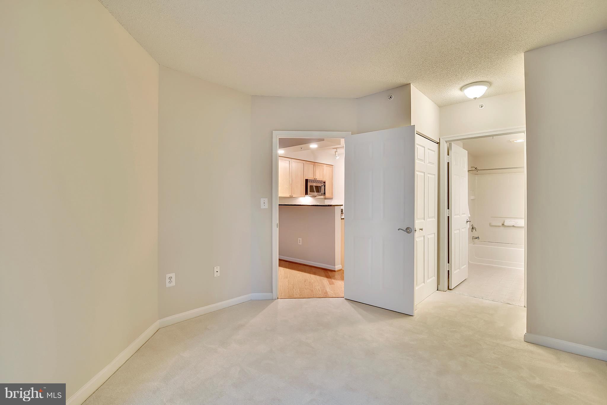 NORTHAMPTON PLACE - Residential