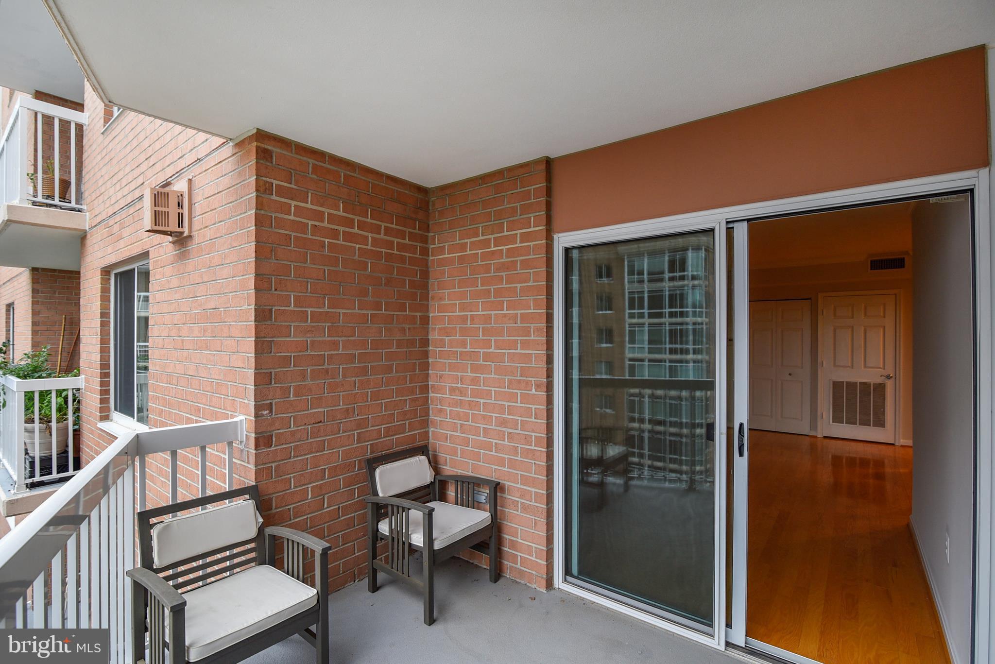 NORTHAMPTON PLACE - Residential