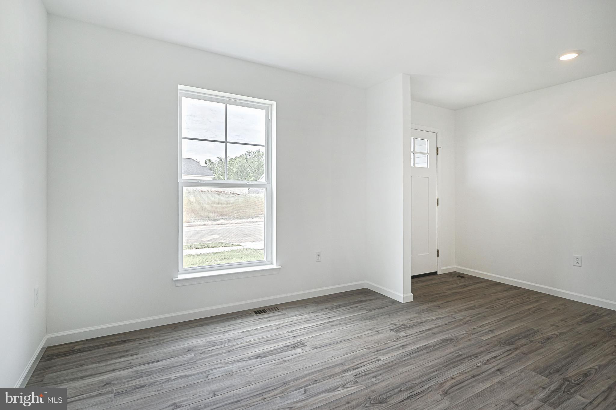 STONE MILL ESTATES - Residential