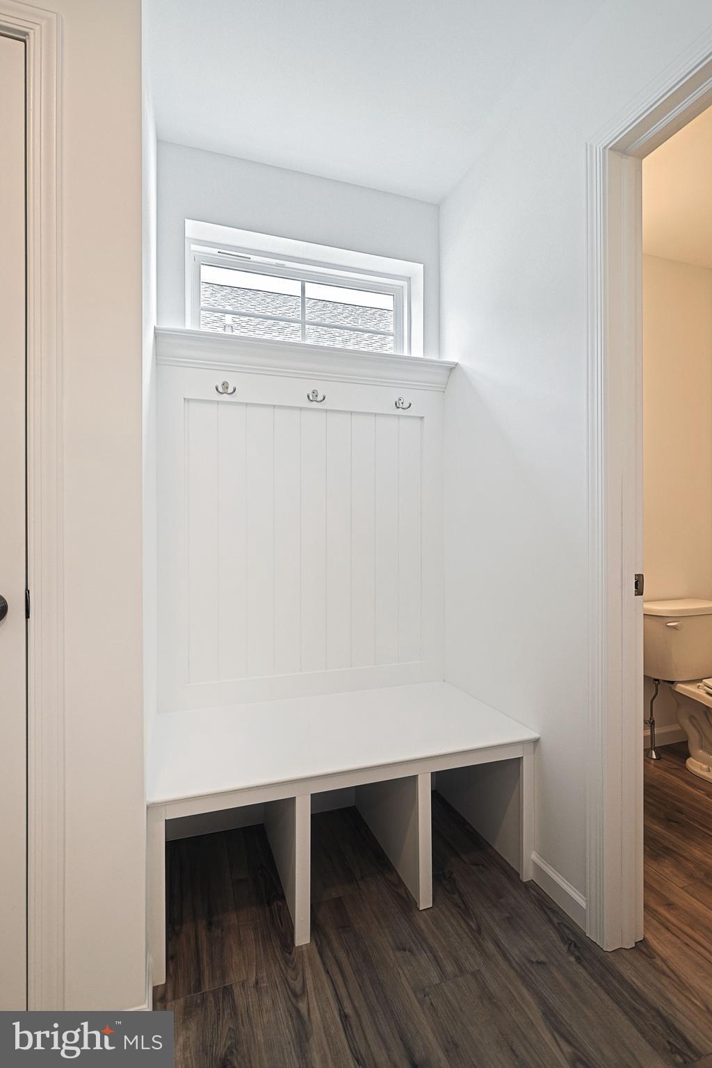 STONE MILL ESTATES - Residential