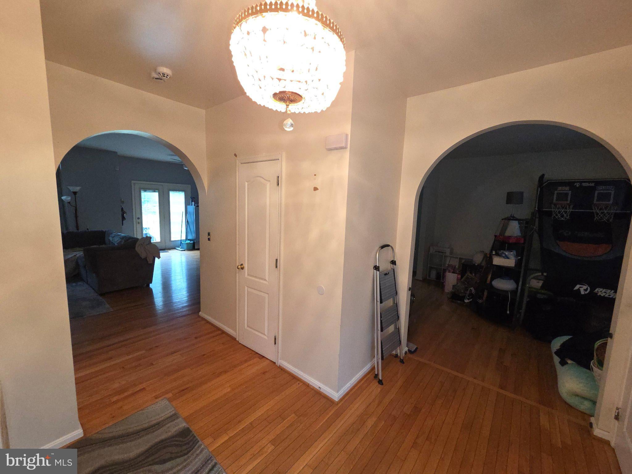 2304 LEYTON COURT