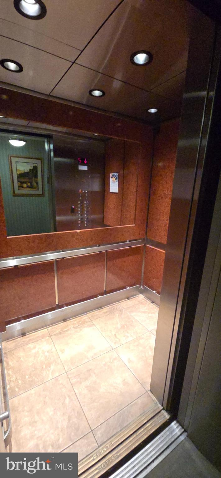 ELKINS PARK - Residential