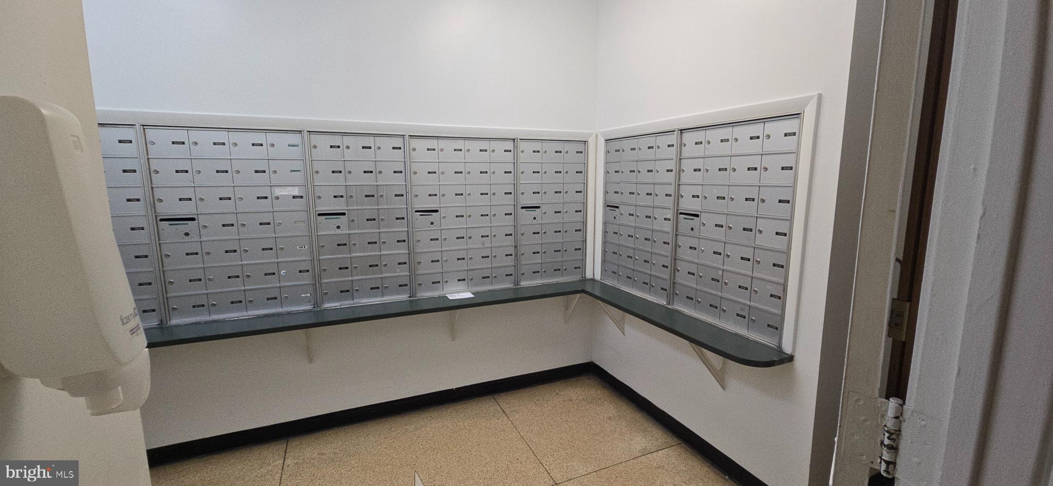 ELKINS PARK - Residential