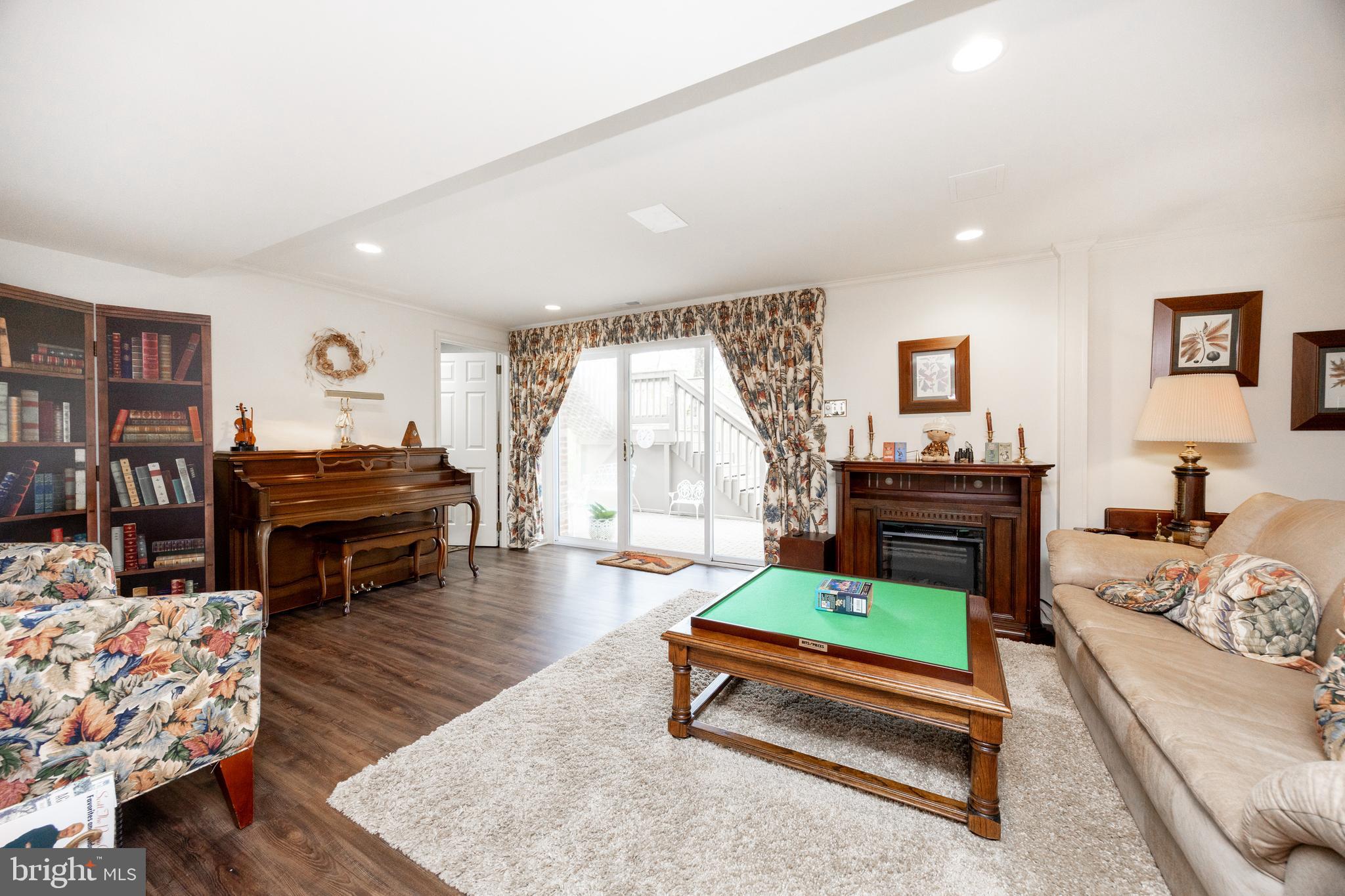 RADLEY RUN - Residential