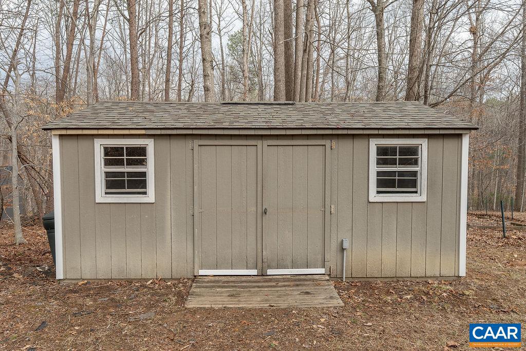 FOX HOLLOW - Residential