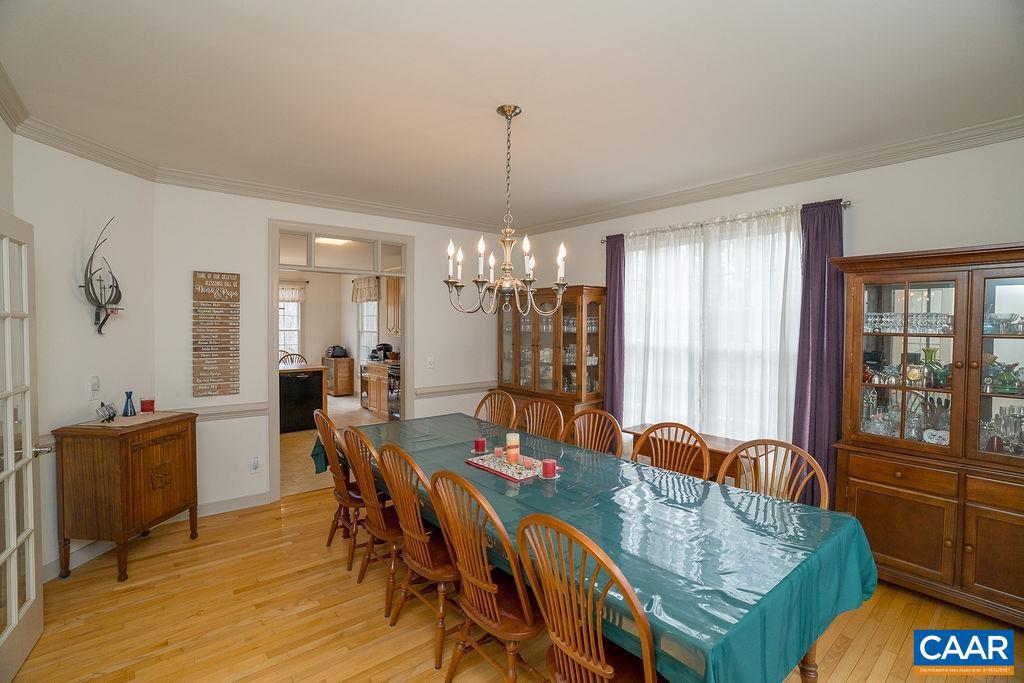 FOX HOLLOW - Residential