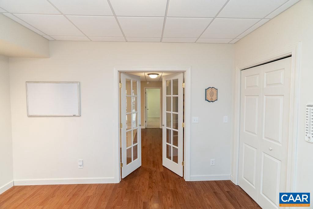 FOX HOLLOW - Residential