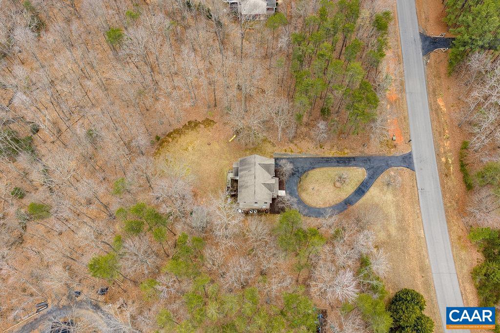 FOX HOLLOW - Residential