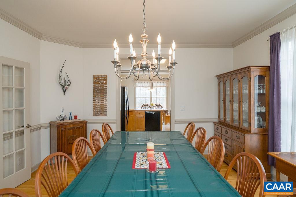 FOX HOLLOW - Residential