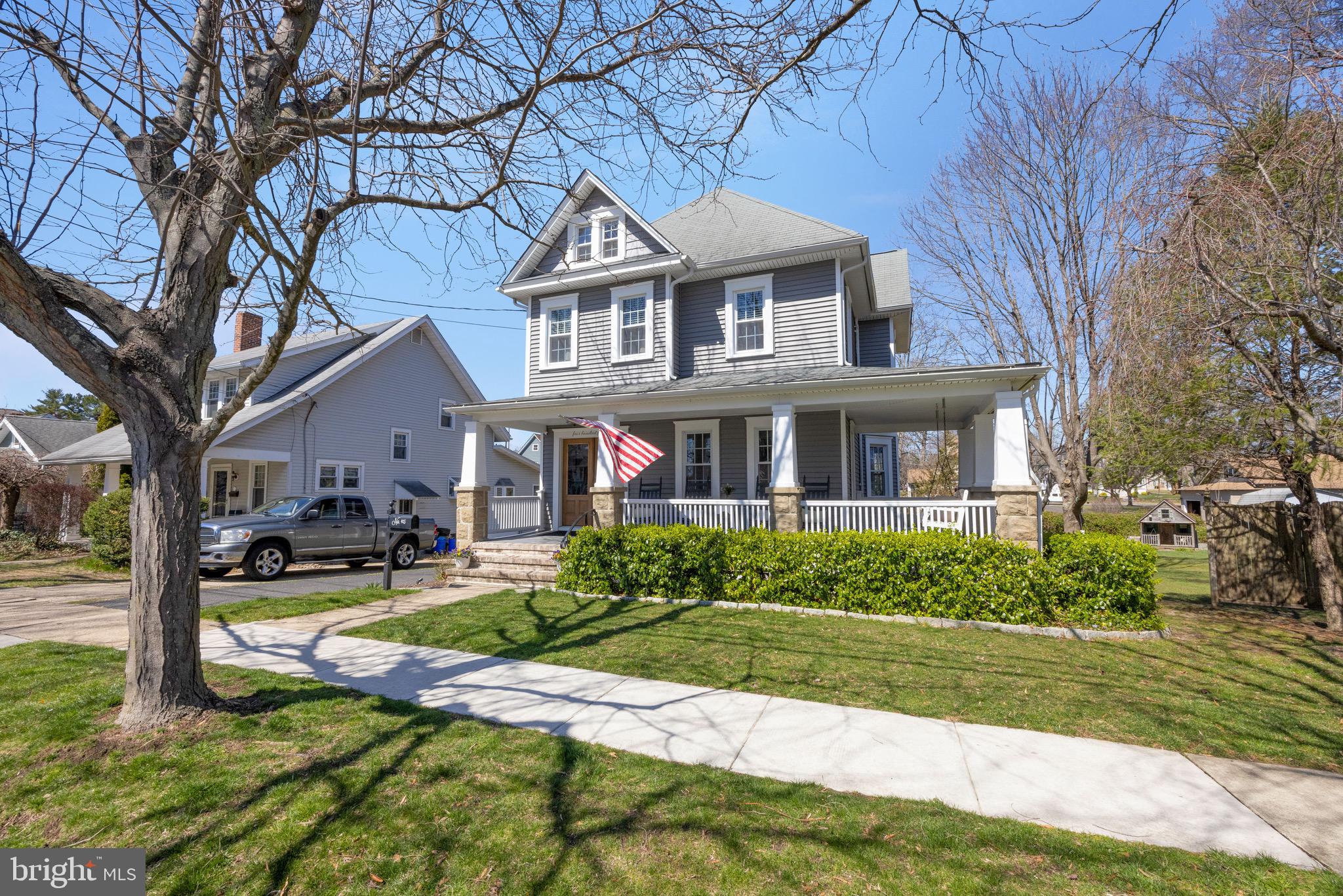 415 W MONROE AVENUE