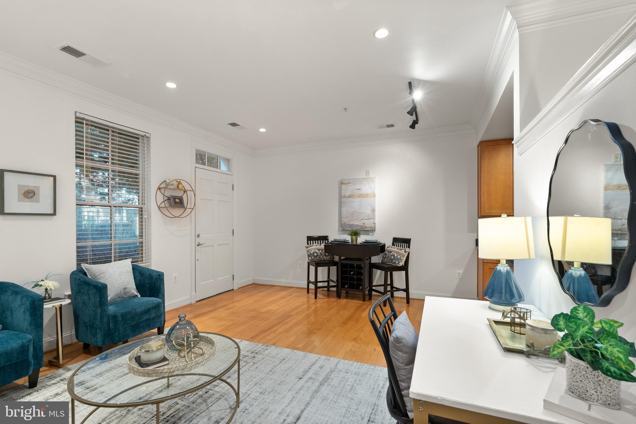 1023 N ROYAL STREET 109