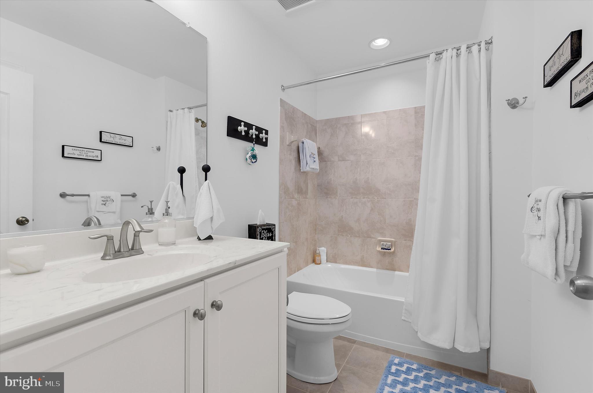 CREEKSIDE AT OSPREY LANDING - Residential