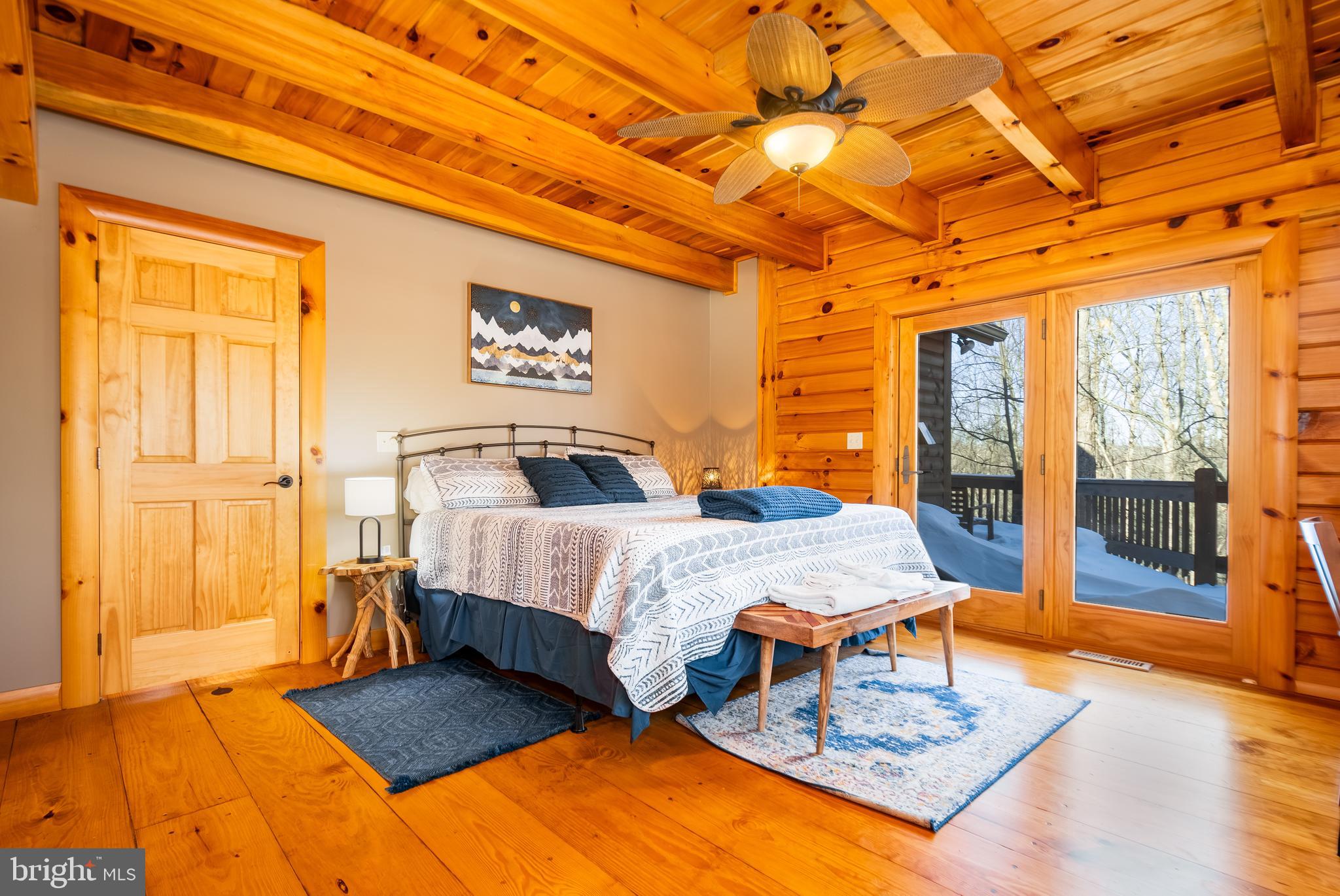 HUNTERS RIDGE ESTATES - Residential