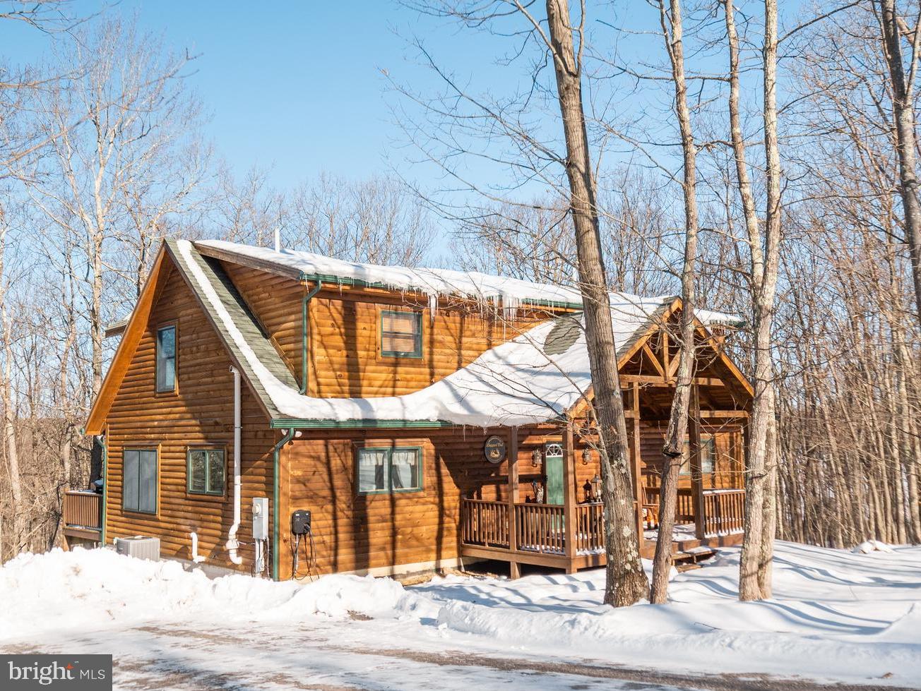 HUNTERS RIDGE ESTATES - Residential