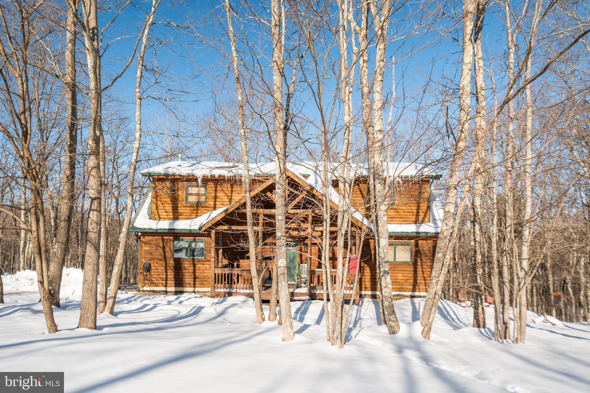 HUNTERS RIDGE ESTATES - Residential