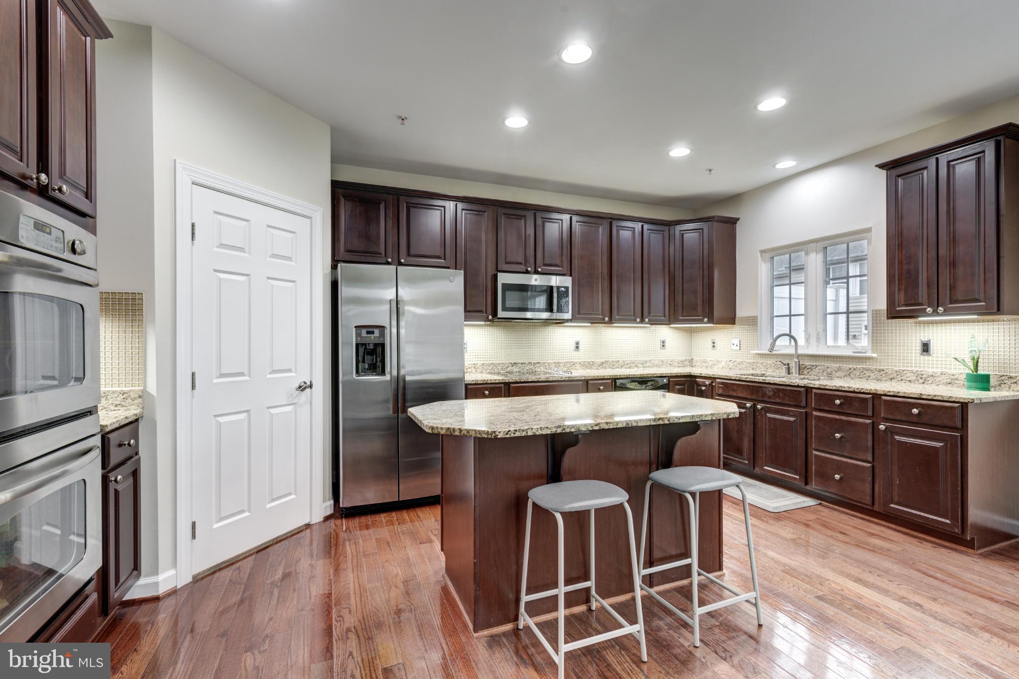 RESIDENCES AT BUCKINGHAM - Residential