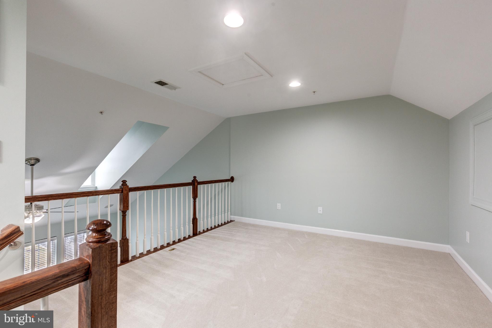 RESIDENCES AT BUCKINGHAM - Residential