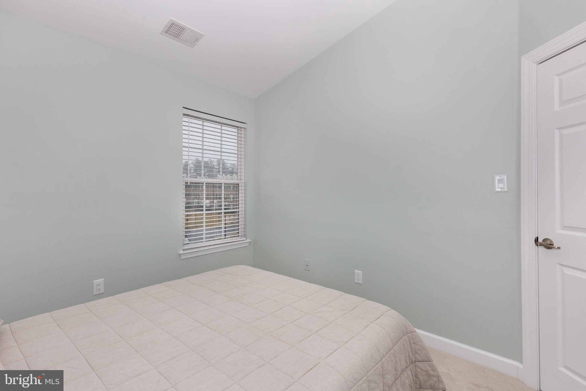 RESIDENCES AT BUCKINGHAM - Residential