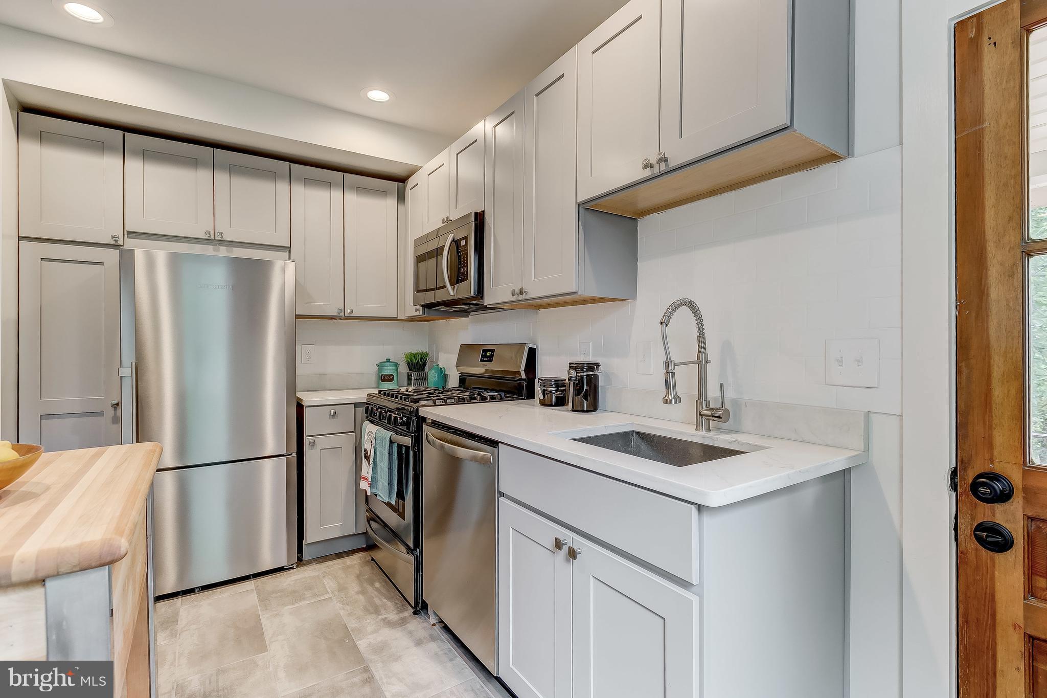 HAMILTON HEIGHTS - Residential