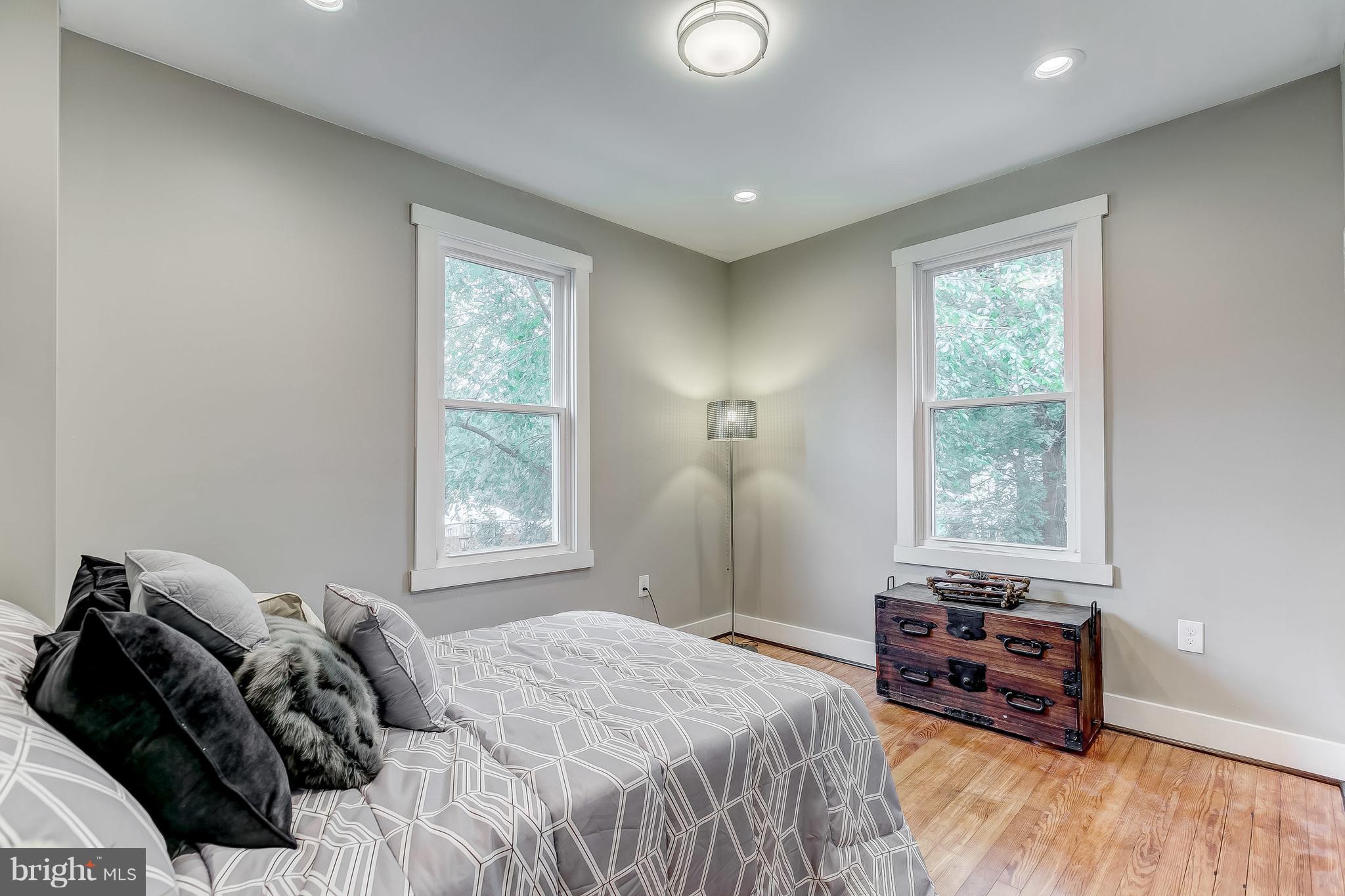 HAMILTON HEIGHTS - Residential