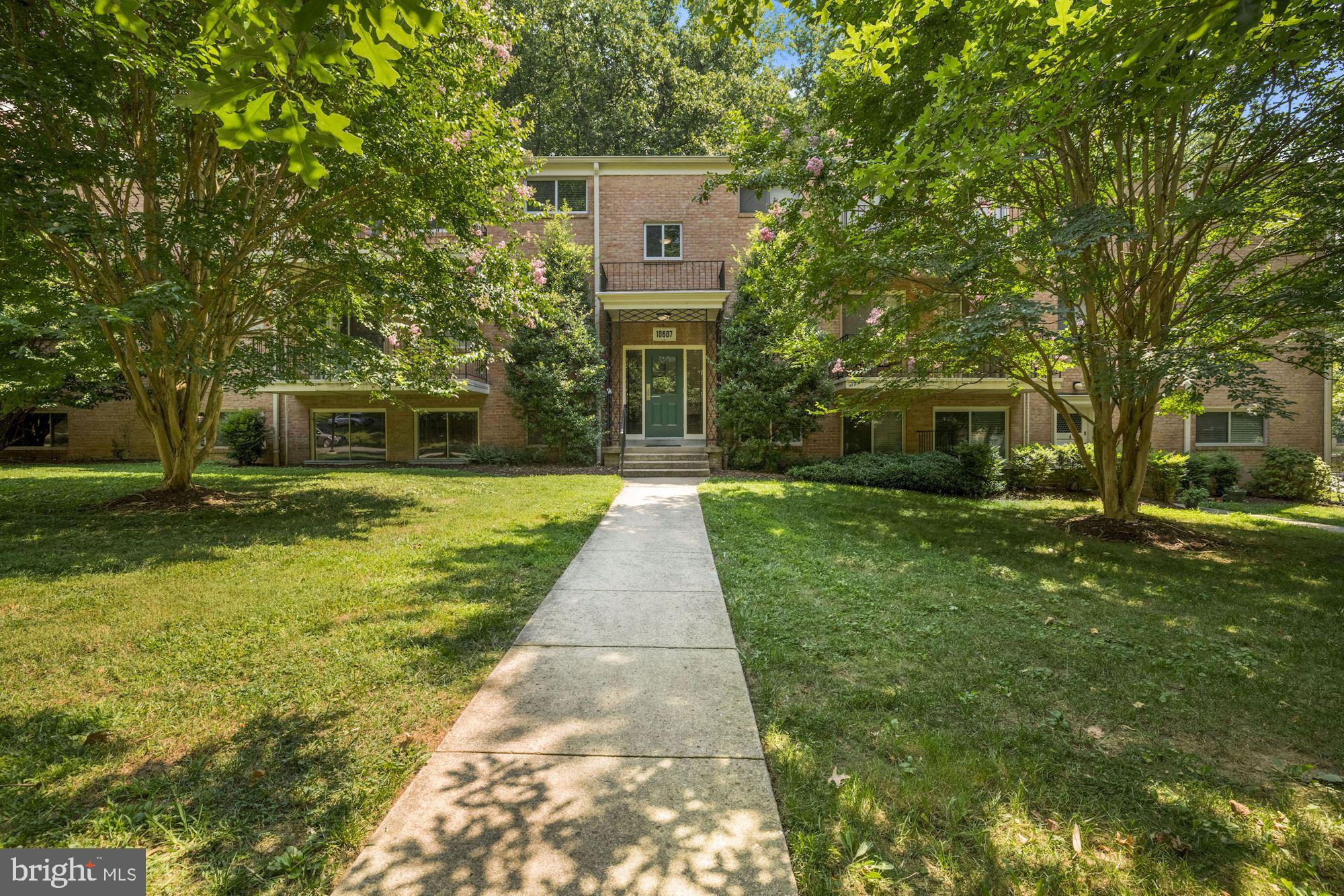 PARKSIDE CONDOMINIUMS - Residential