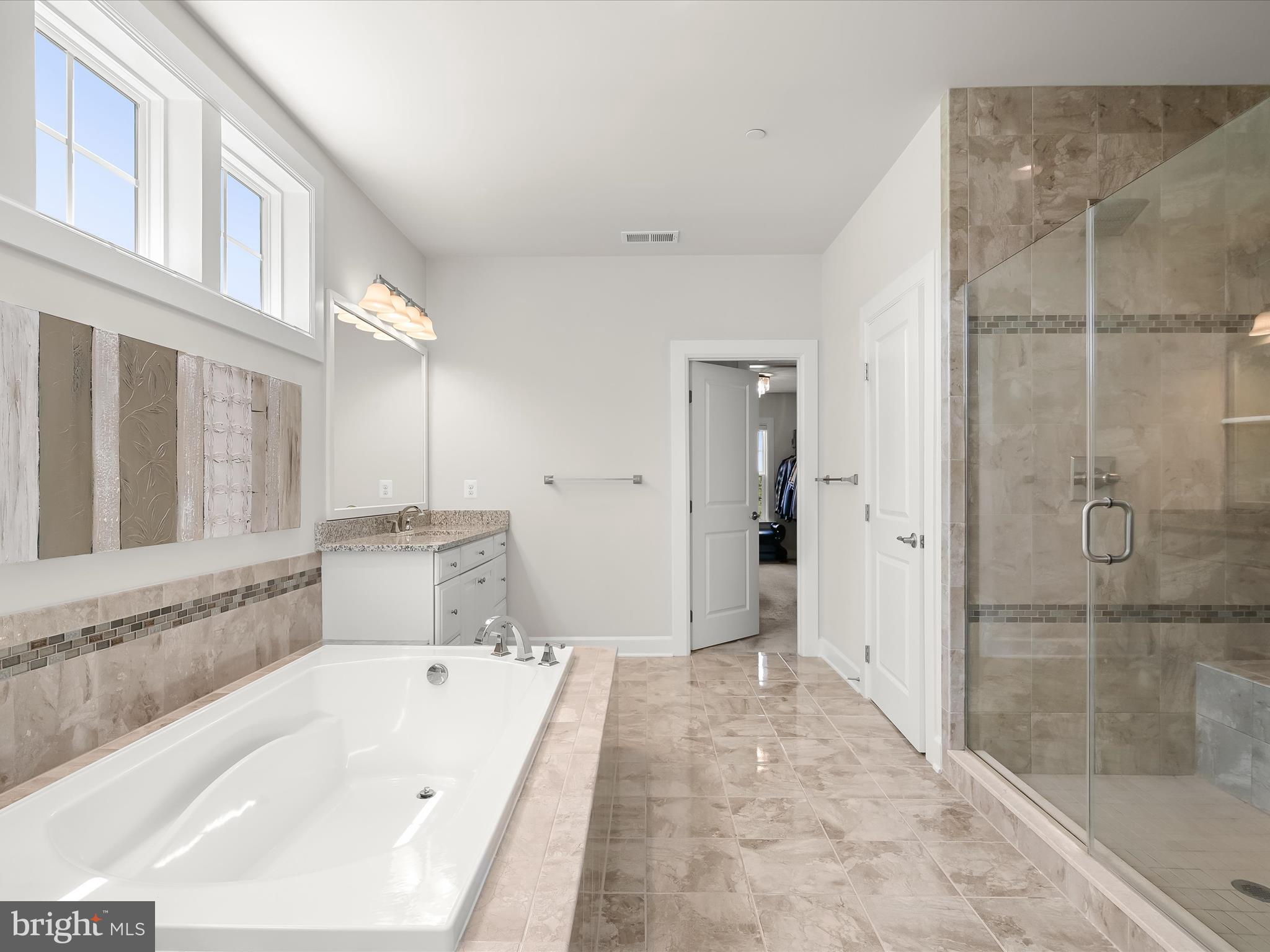 FAIRLANE FARM - Residential