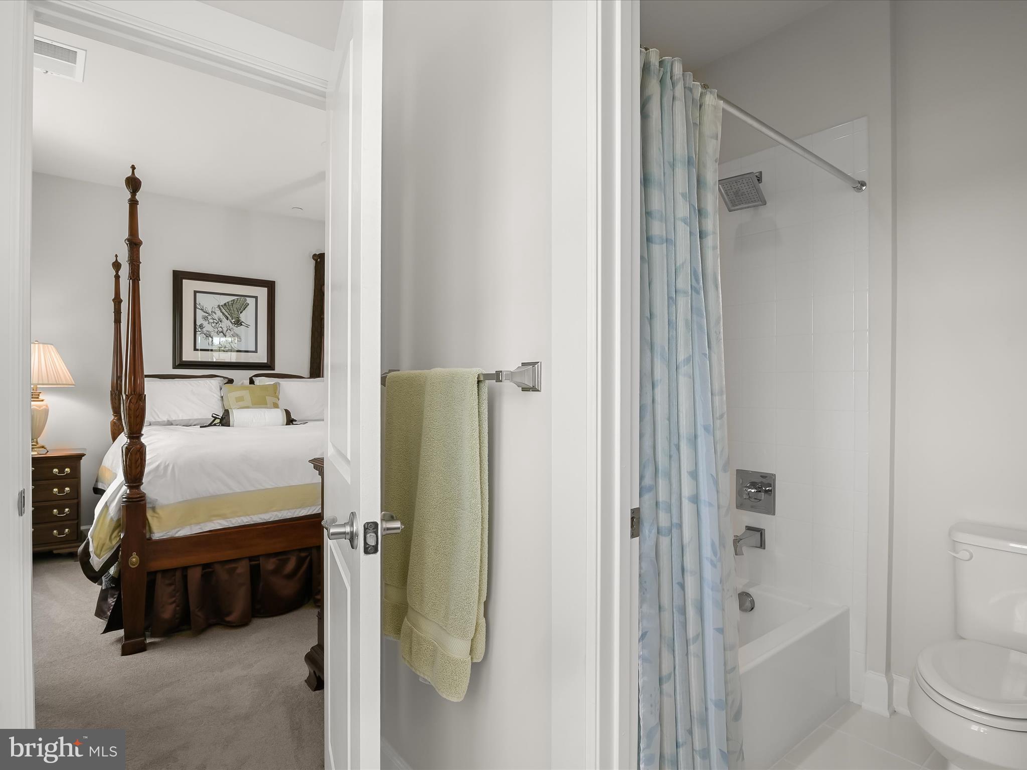 FAIRLANE FARM - Residential