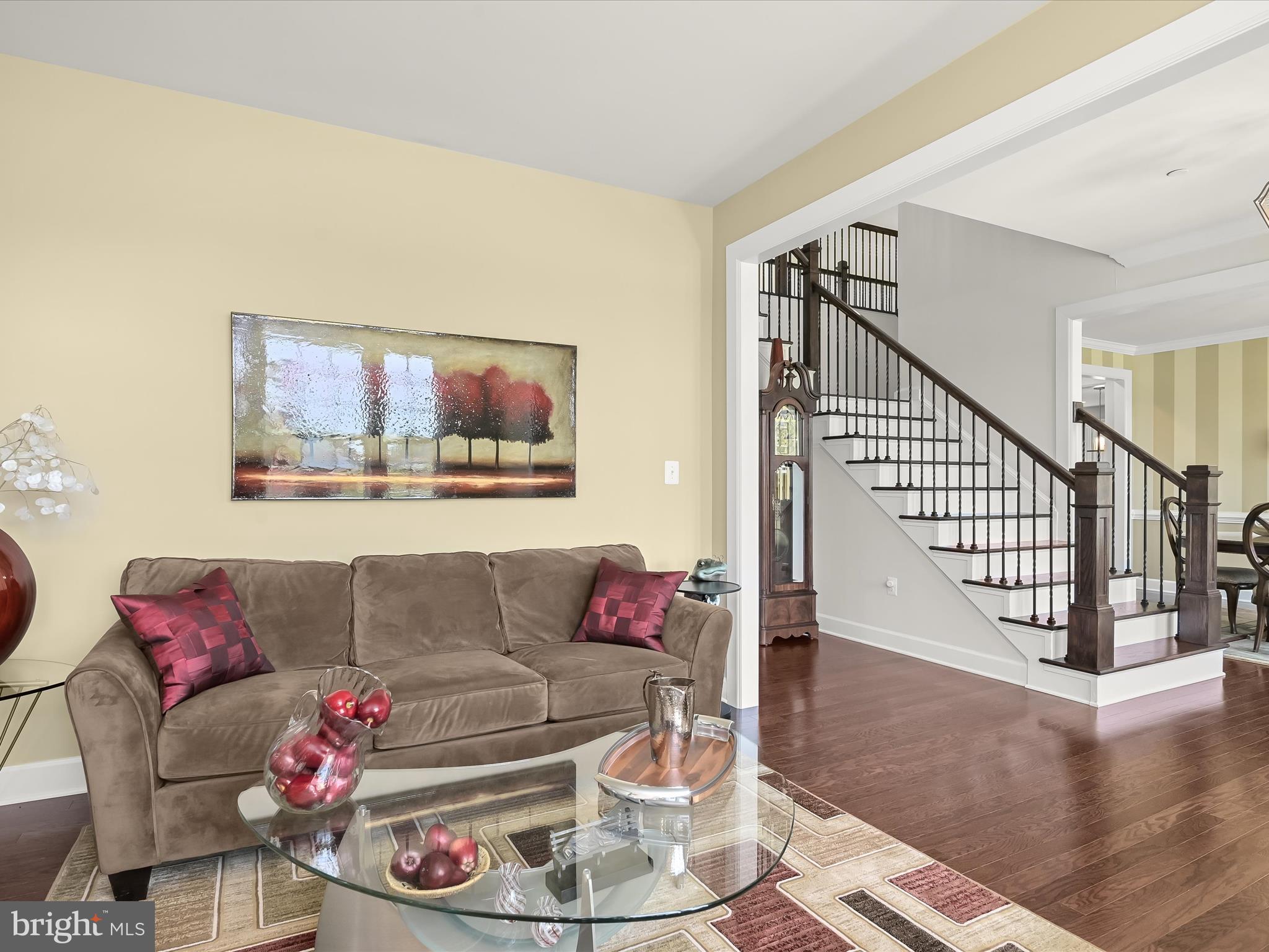 FAIRLANE FARM - Residential