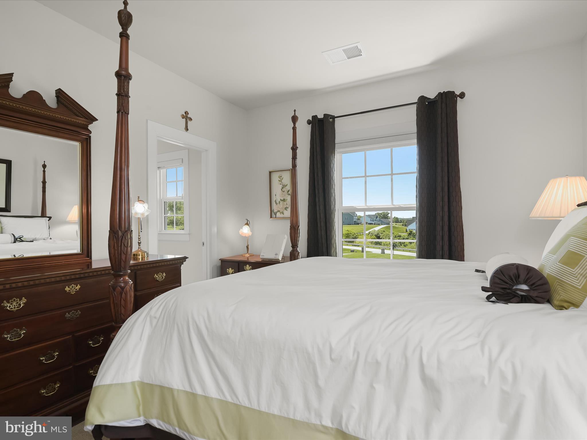 FAIRLANE FARM - Residential