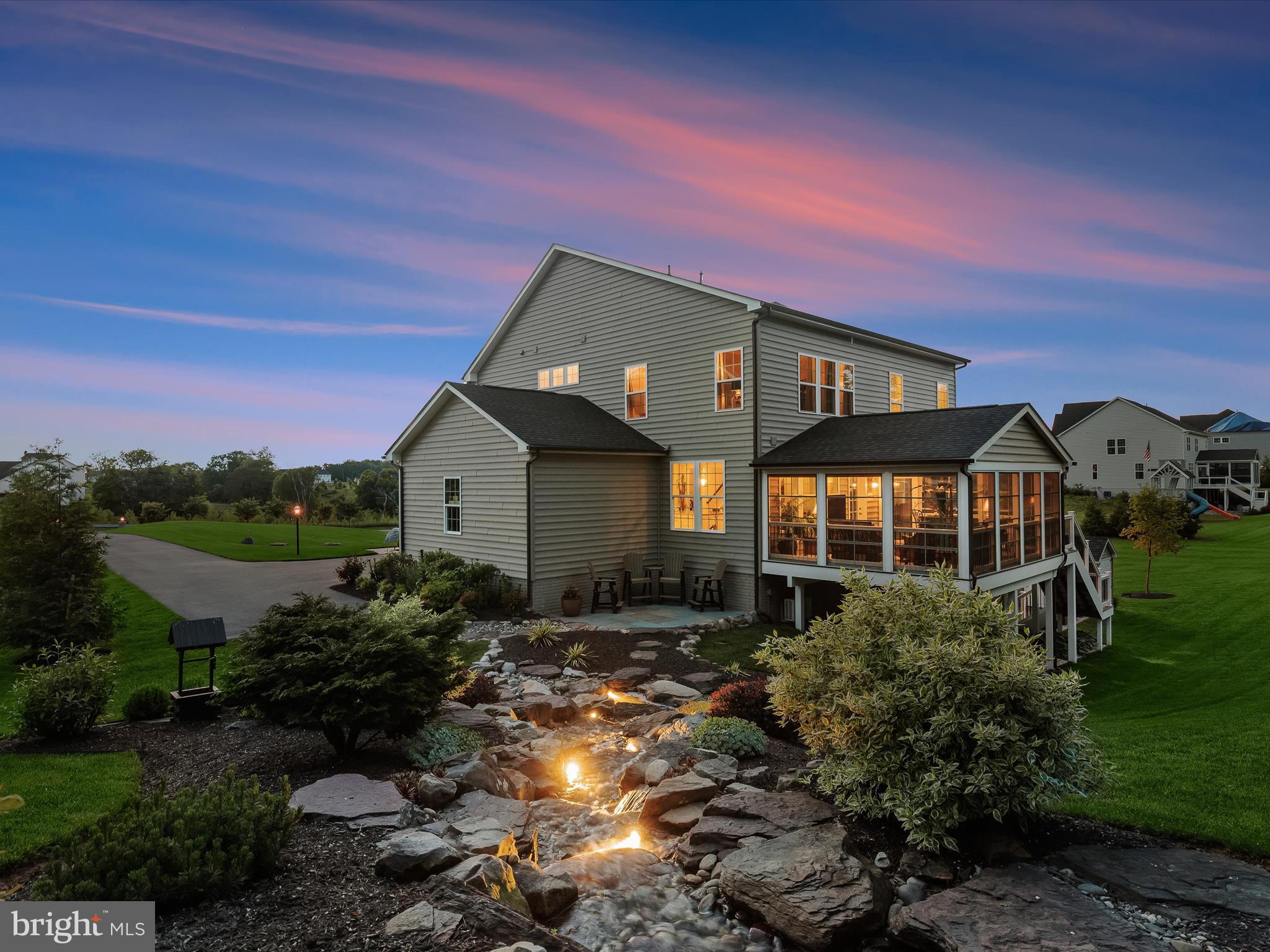 FAIRLANE FARM - Residential