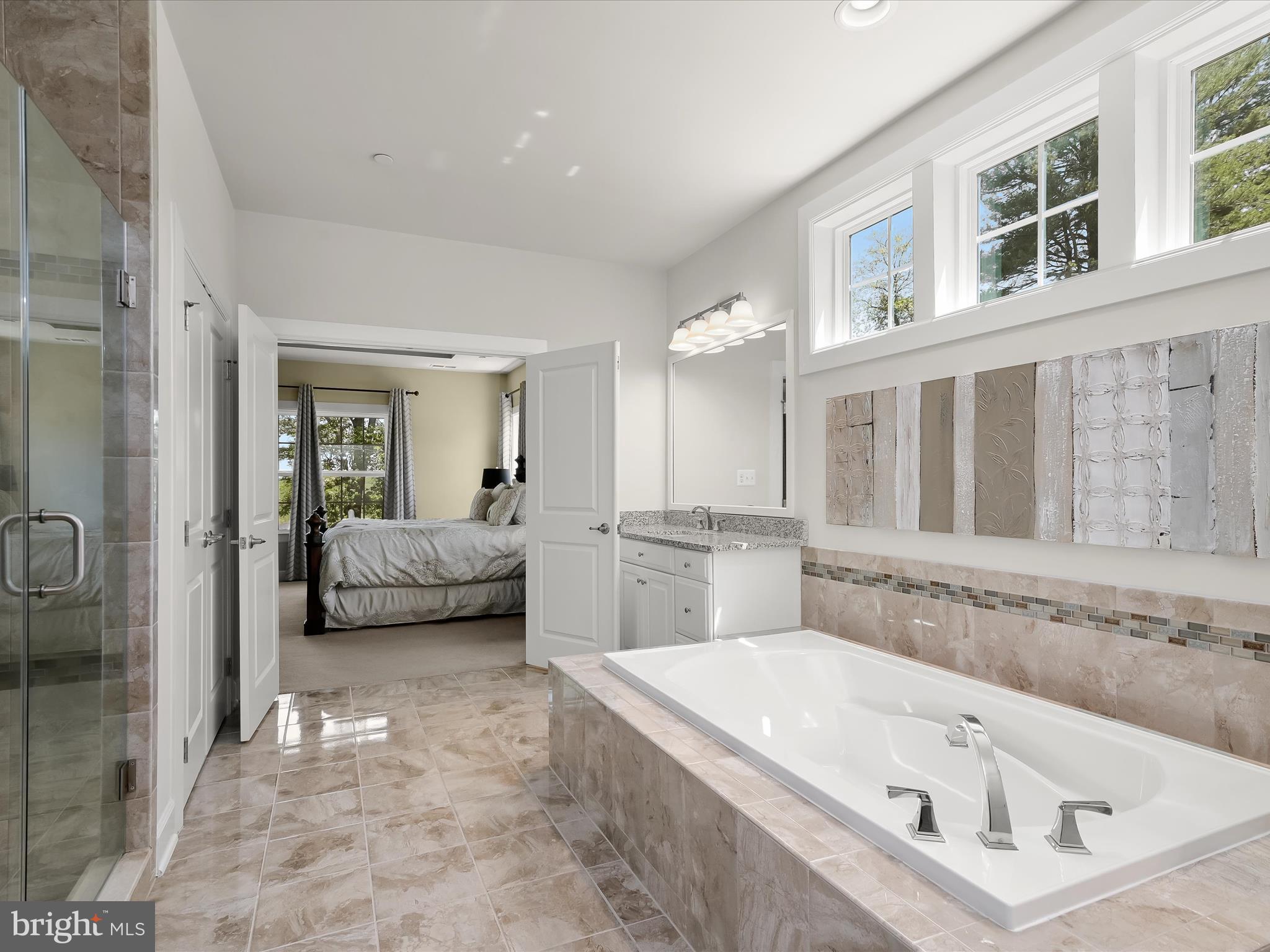 FAIRLANE FARM - Residential