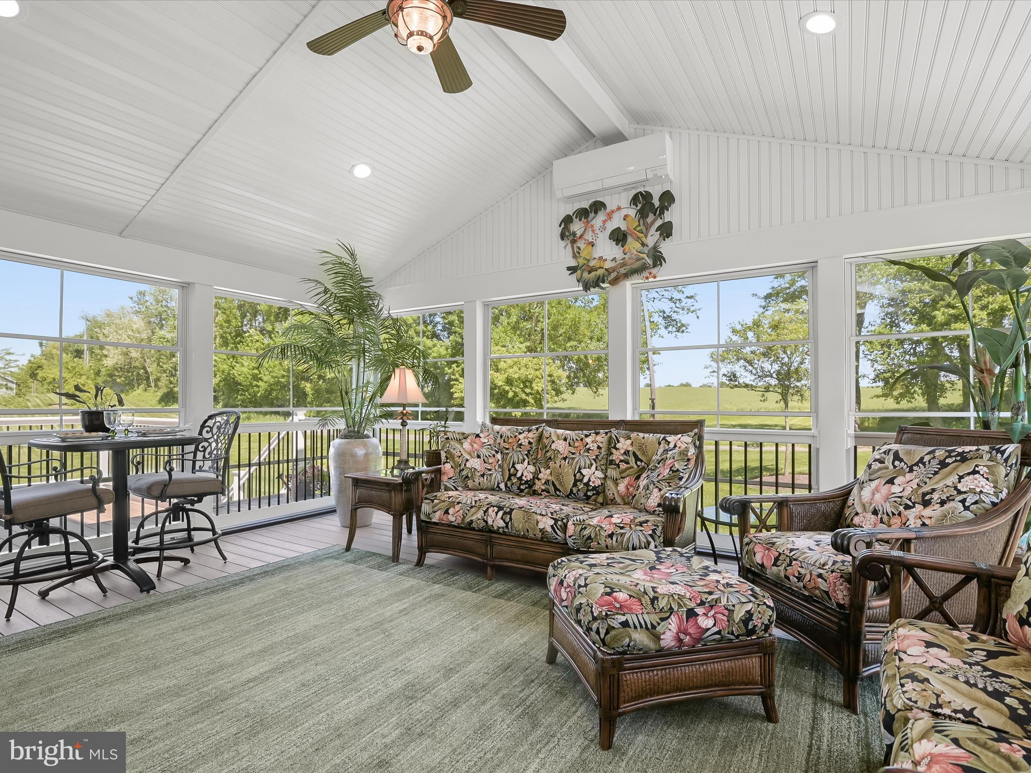 FAIRLANE FARM - Residential