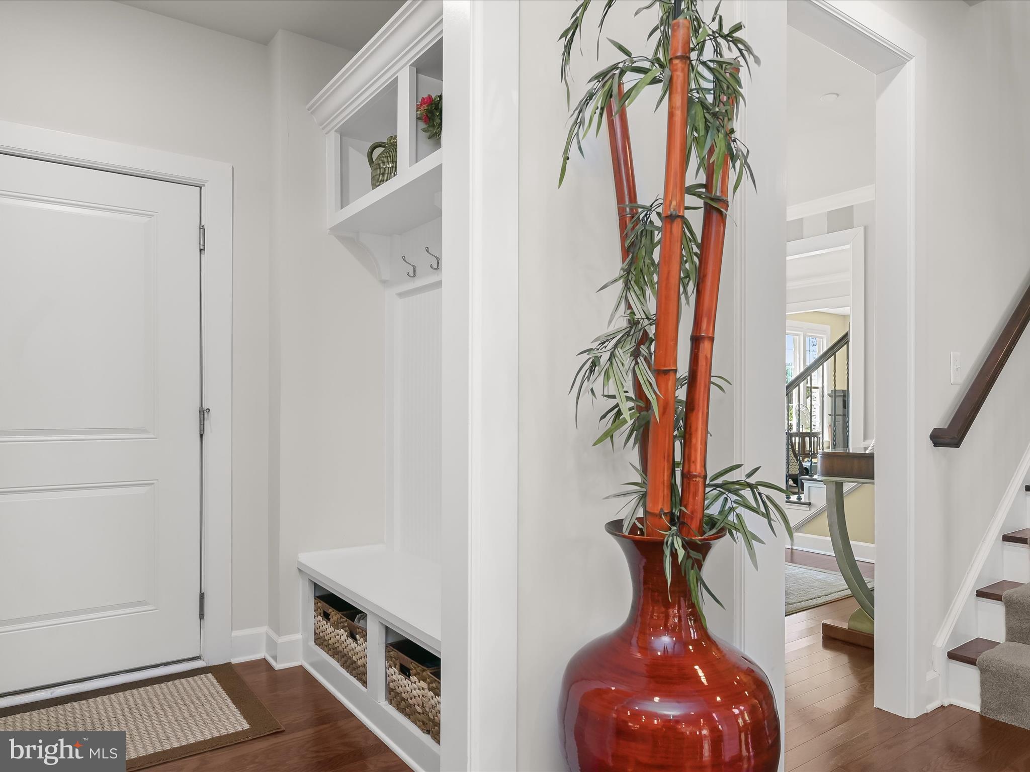 FAIRLANE FARM - Residential