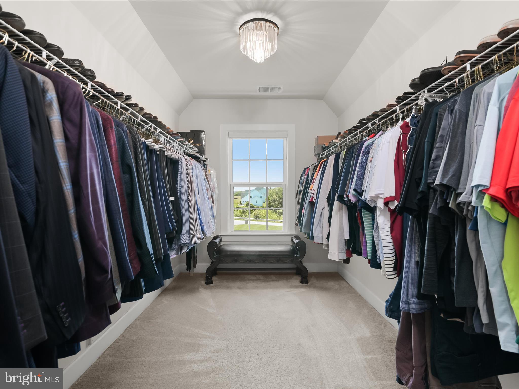 FAIRLANE FARM - Residential