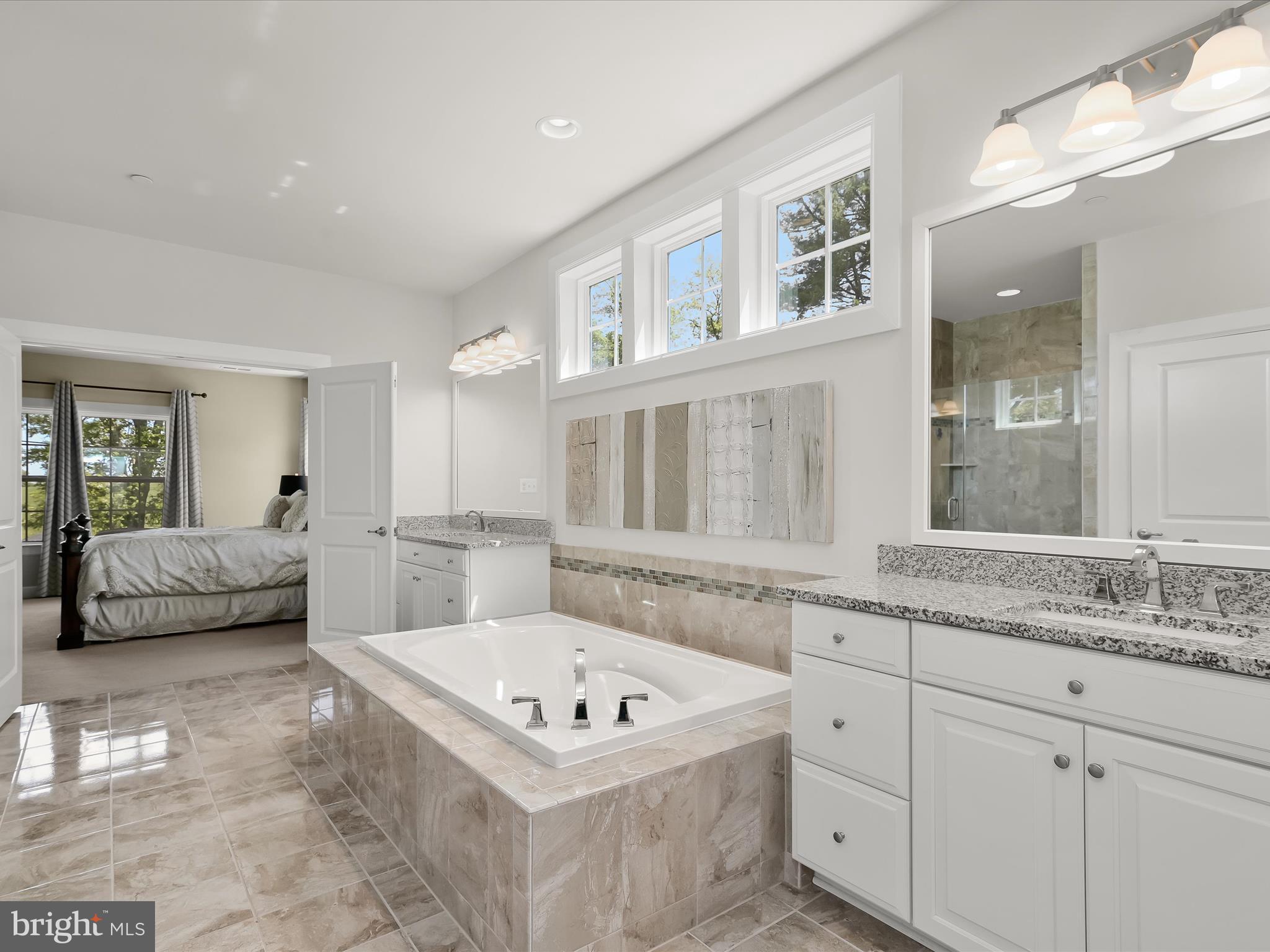 FAIRLANE FARM - Residential