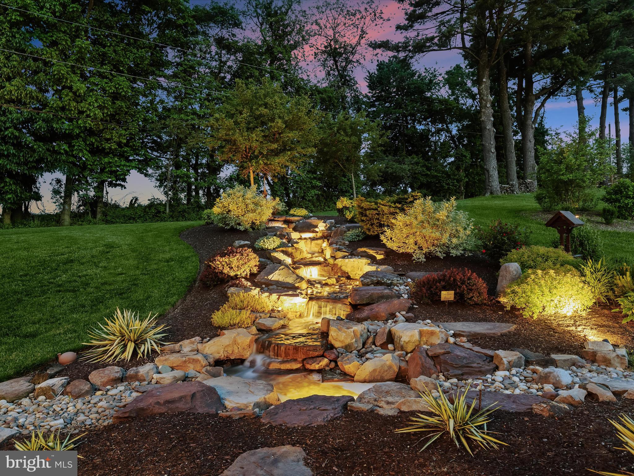 FAIRLANE FARM - Residential