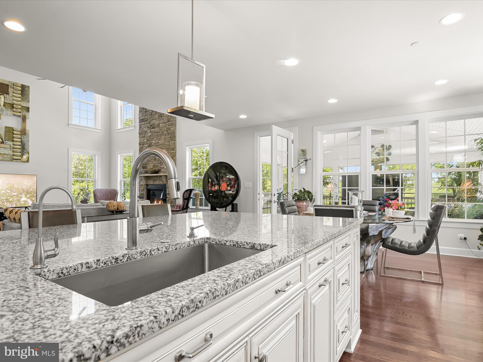 FAIRLANE FARM - Residential