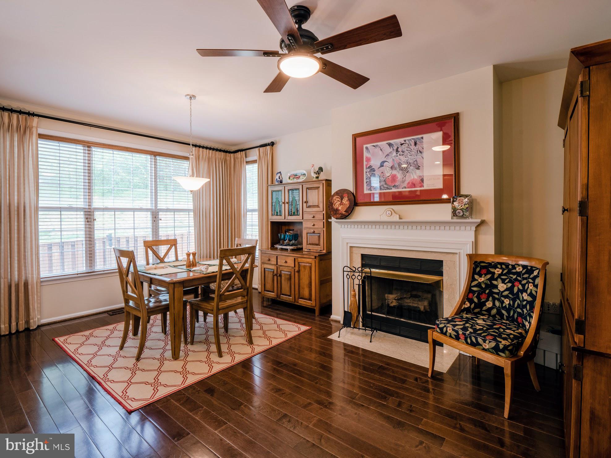 GOVERNORS GROVE - Residential