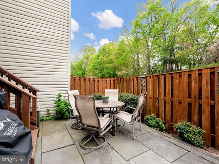 GOVERNORS GROVE - Residential