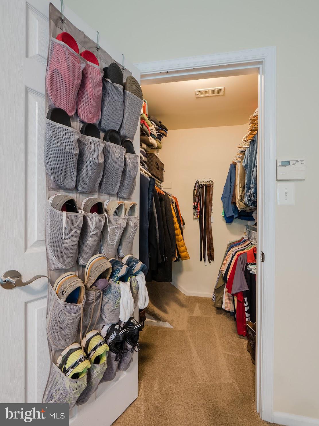 GOVERNORS GROVE - Residential