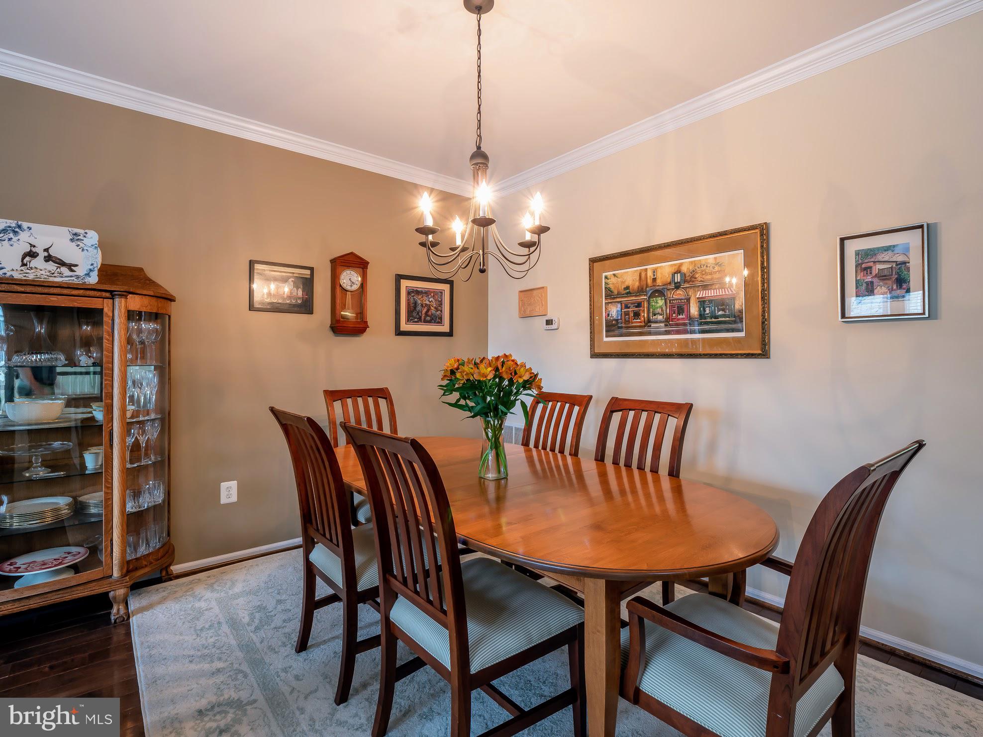 GOVERNORS GROVE - Residential