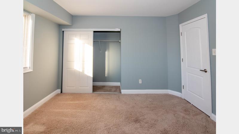 HUNTCREST CONDOMINIUM - Residential